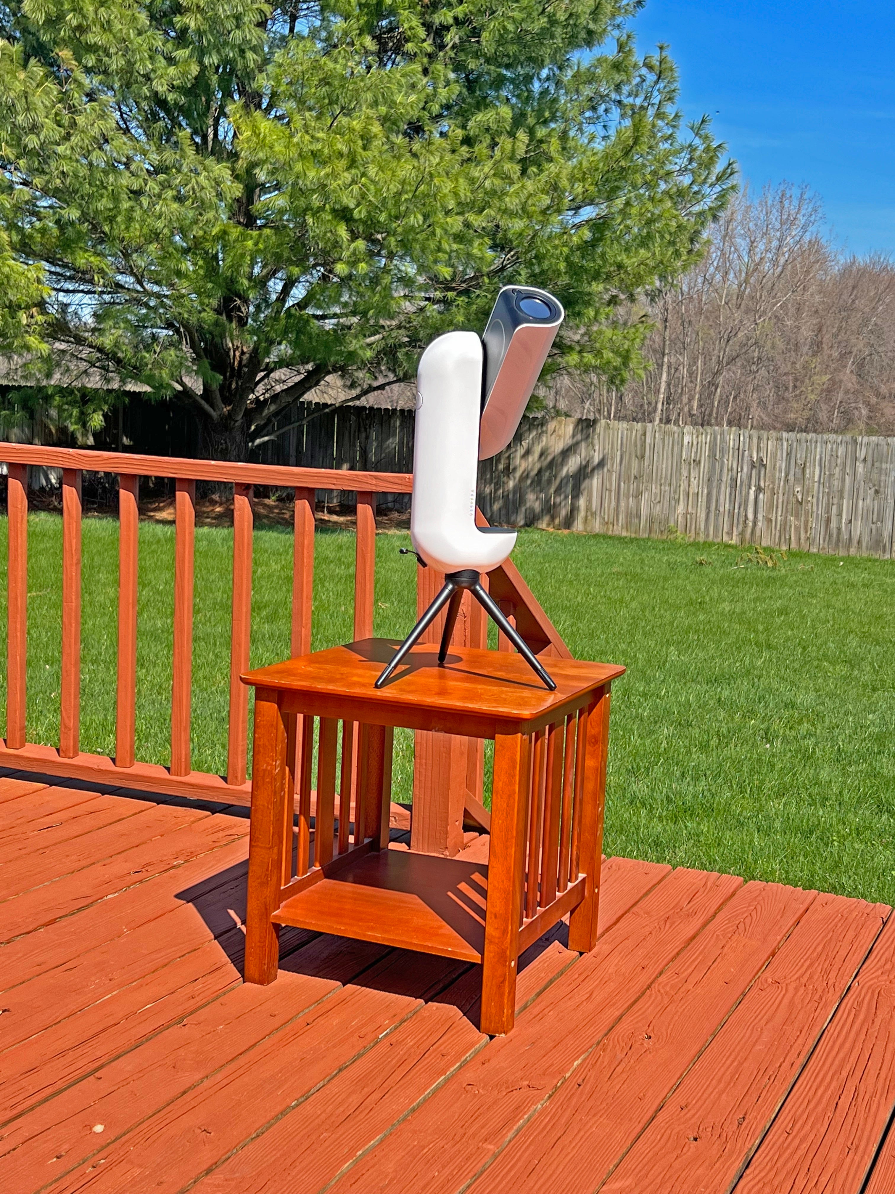 Vaonis’ Vespera is a portable smart scope that can be used for night — or day — sky viewing.